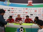 Jelang Lawan Madura, Pemain PSM Singgung Kinerja Wasit