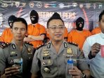 Pesta Sabu, Bule Amerika dan WNI Dibekuk Polisi