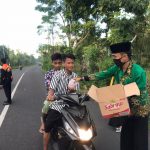 IPNU-IPPNU Desa Larangan Luar Bagikan 1.000 Masker dan Takjil