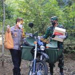Kendarai Motor Trail, Kapolres Pacitan bersama Dandim 0801 Salurkan Sembako ke Warga Kurang Mampu