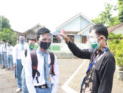 Terapkan Prokes, SMK IBU Jember Gelar Kegiatan Belajar Tatap Muka