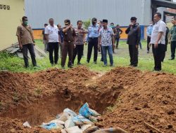 Bulog Musnahkan 16 Ton Beras Oplosan Hasil OTT di Sumenep