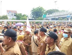 170 Kades Bangkalan Ikut Demo ke DPR, Tuntut Perpanjang Masa Jabatan Hingga 9 Tahun
