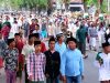 Belasan Ribu Warga Demo Polres Pamekasan, Minta Kiai Fathor Segera Ditangkap