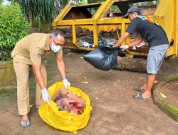 DLH Bangkalan Temukan Kantong Darah HIV di Tempat Pembuangan Sampah