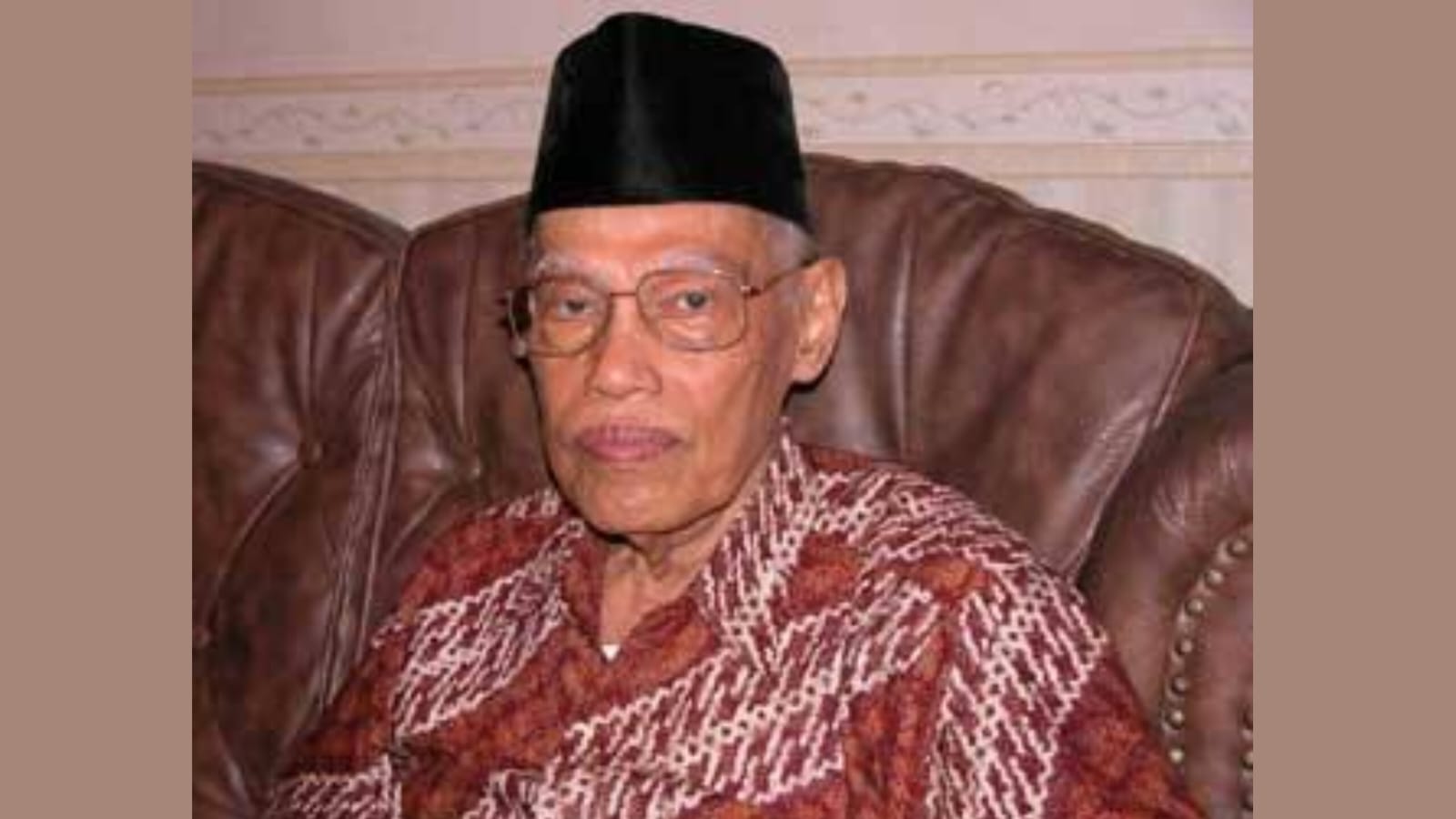 Kabar Duka, Ketua Umum MUI 1990-2000 KH Ali Yafie Meninggal Dunia