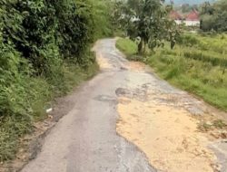 Jalan Pantura Pamekasan Rusak, Warga: PR untuk Baddrut Tamam Jelang Tinggalkan Kursi Bupati