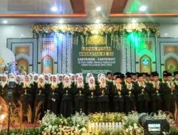 86 Santri Lulus dari SD Plus Nurul Hikmah Pamekasan, Kepsek: Mereka Dibekali Hafalan Al-Qur’an dan Kedisiplinan Salat!