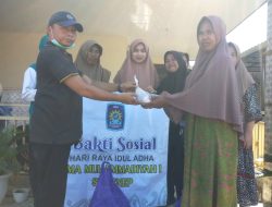 Rayakan Iduladha, SMA Muhammadiyah 1 Sumenep Bagikan 300 Bungkus Daging Kurban