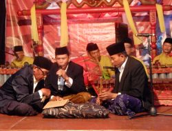 Lestarikan Budaya Leluhur Madura, UKM Seni Nanggala UTM Gelar Diskusi dan Pertunjukan Macapat