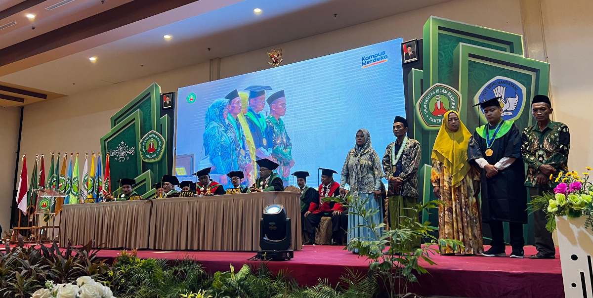 Wisuda UIM 2023