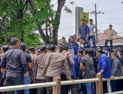Aksi PMII Sumenep Desak Polres Berantas Narkoba Ricuh, Polisi Pukul Demonstran hingga Luka