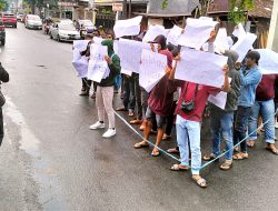Diduga Jadi Timses Caleg DPR RI, Warga Bangkalan Desak Polisi Tangkap Ketua KPU