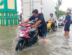 Jalan Nambakor Sumenep Jadi Langganan Banjir, BPBD: Saluran Air Tertutup Lahan PT. Garam!