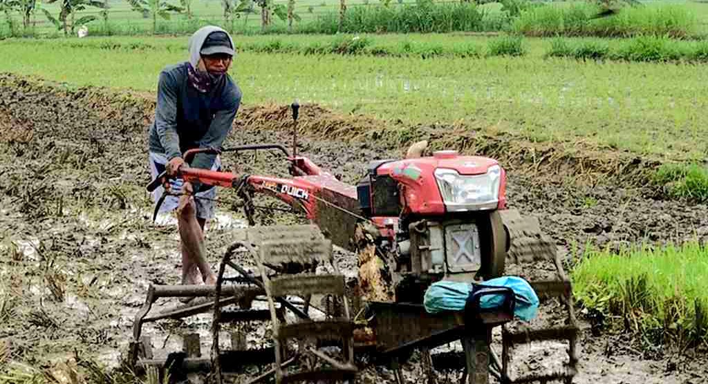 Hand tractor Pamekasan