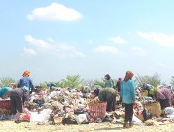 Produksi Sampah di Sampang Tembus 20 Ton Per Hari, Sekolah dan Pasar Penyumbang Terbesar!