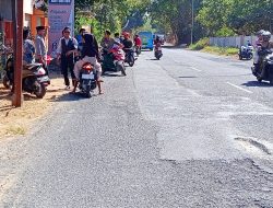 Jalan Berlubang di Lenteng Makan Korban, DPRD Sumenep Desak Dinas PUTR Lakukan Perbaikan! 