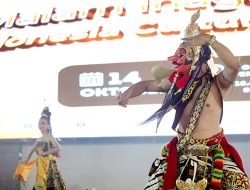 30 Pertunjukan Budaya Meriahkan Malam Inaugurasi dan Indonesia Culture Festival UTM