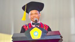 Dikukuhkan Jadi Guru Besar Hukum, Rektor UTM Kenang Perjuangannya Jadi Khadam di Pesantren