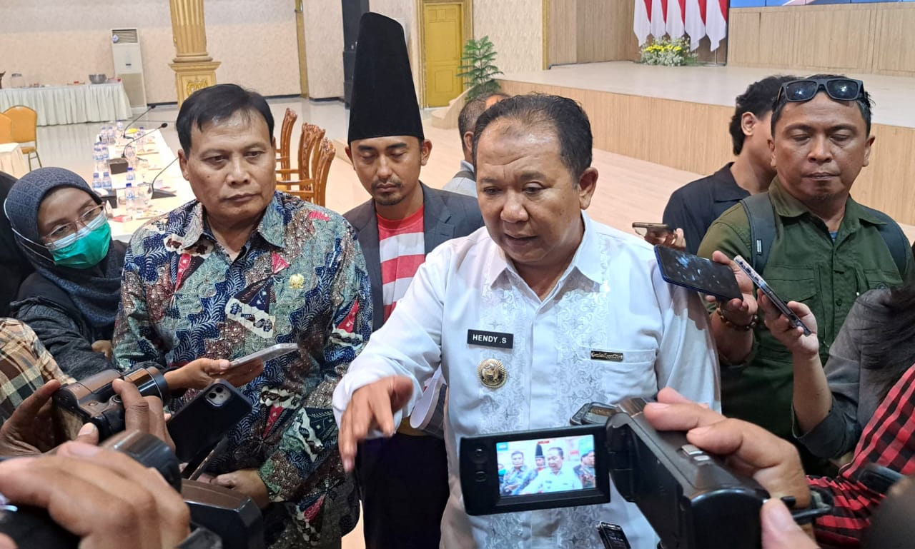 Perbaikan Jalan Rusak Milik Pemprov di Jember