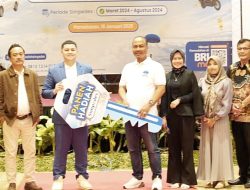 BRI Pamekasan Gelar Undian Simpedes Periode I, Nasabah Asal Waru Dapat Mobil New Ertiga