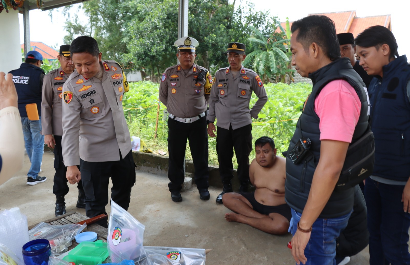 Penggerebekan bandar narkoba Pamekasan