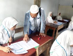 30 Siswa MDT Tanwirul Islam Ikuti UABN, Kemenag Pamekasan Harap Lulusan Berkompeten