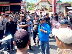Nelayan Demo Polres Pamekasan, Desak Tersangka Perusakan Mangrove Segera Ditetapkan
