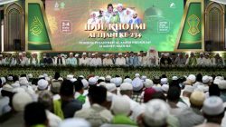 Puluhan Ribu Jemaah Hadiri Idul Khotmi Nasional Tarekat Tijaniyah ke-234 di Pondok Pesantren Al-Amien Prenduan