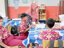 Jualan Es demi Tetap Mengajar, Kisah PPPK Paruh Waktu di Sumenep Menyambung Hidup